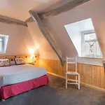 Hotel Le Cabaliros