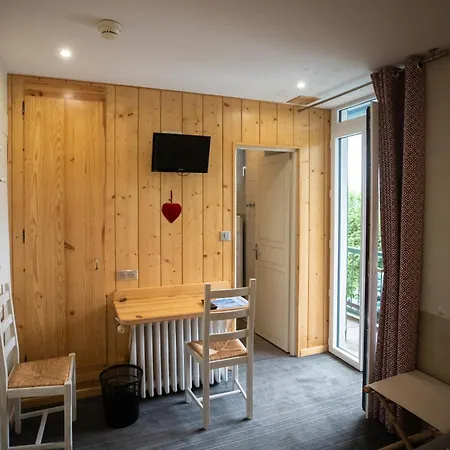 Hotel Le Cabaliros 3*